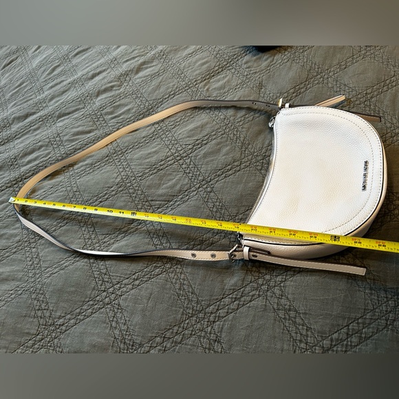 Michael Kors small hobo purse - Picture 5 of 5